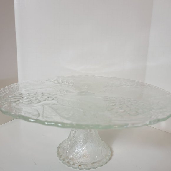 Vintage L. E. Smith Clear Glass Grape Design Pedestal Cake Plate - Picture 1 of 4